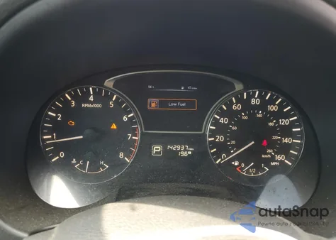 2015 Nissan Altima 2.5 из США, поврежденный, VIN 1N4AL3AP5FC266734